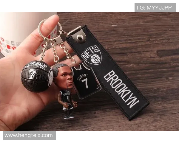 创意足球主题球星周边挂件个性设计让你随身携带运动激情