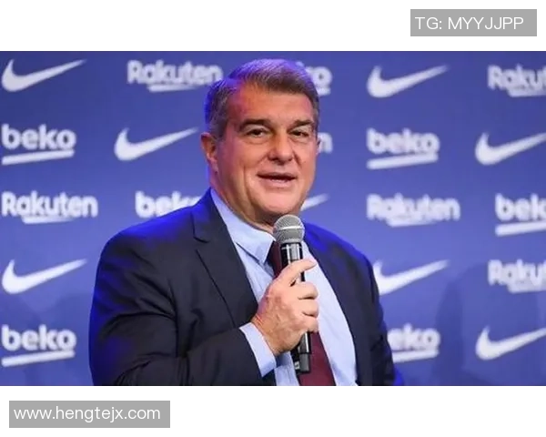 球星背后的故事与足球场上的风云变幻揭秘